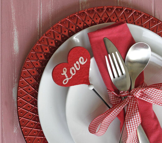 Valentine's Day Decor & Tabletop