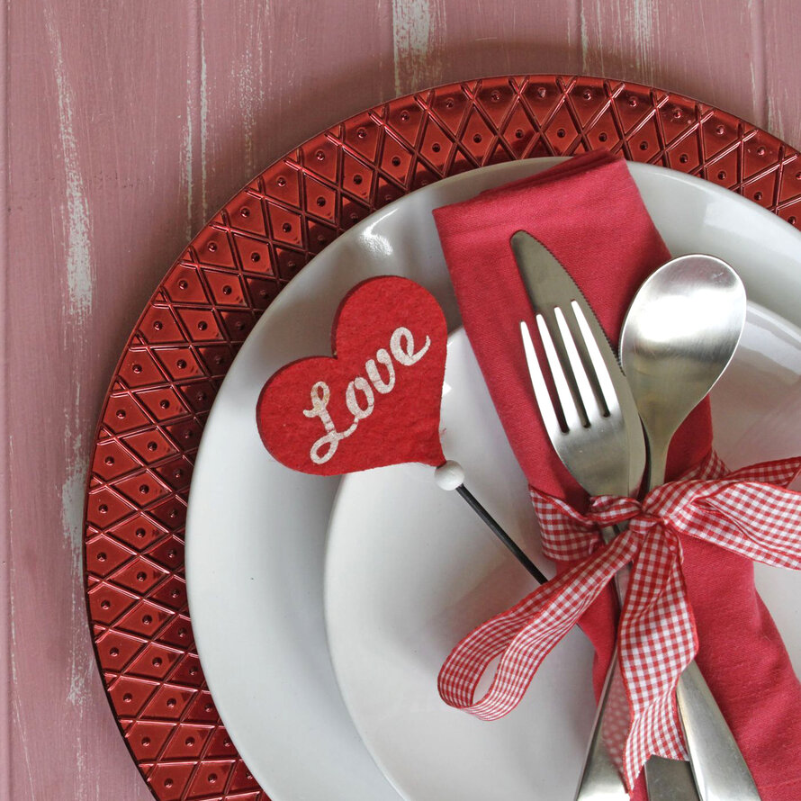 Valentine's Day Decor & Tabletop