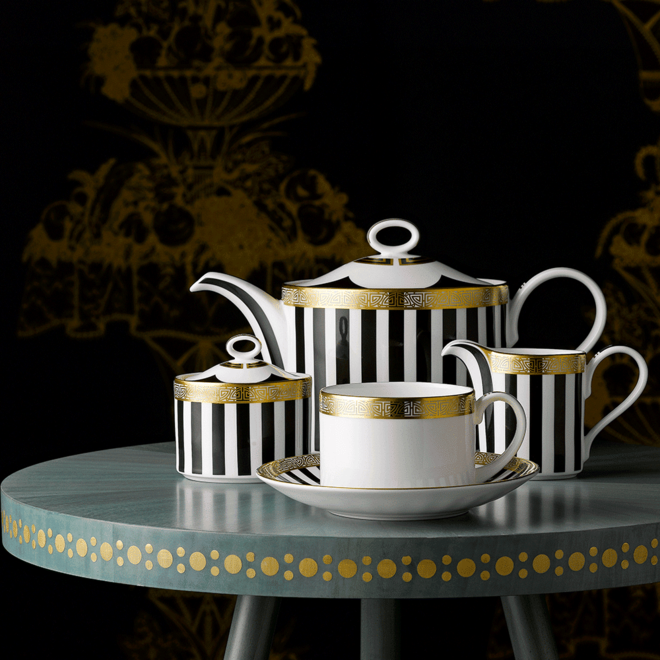 Royal Crown Derby Satori Black Teapot