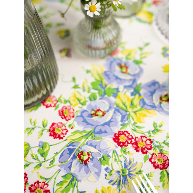 Penny's Patio 88" Round Tablecloth