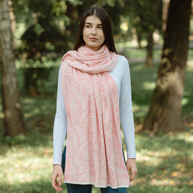 Newgrange Fern Wrap (Pastel Red)