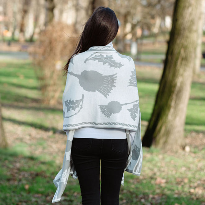 Scottish Thistle Shawl (Grey)