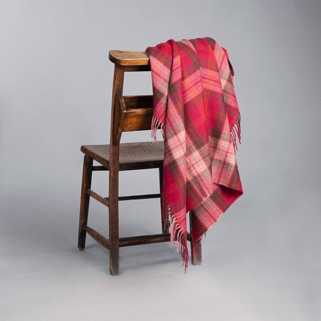 Hunting Rose Tartan Lambswool Blanket