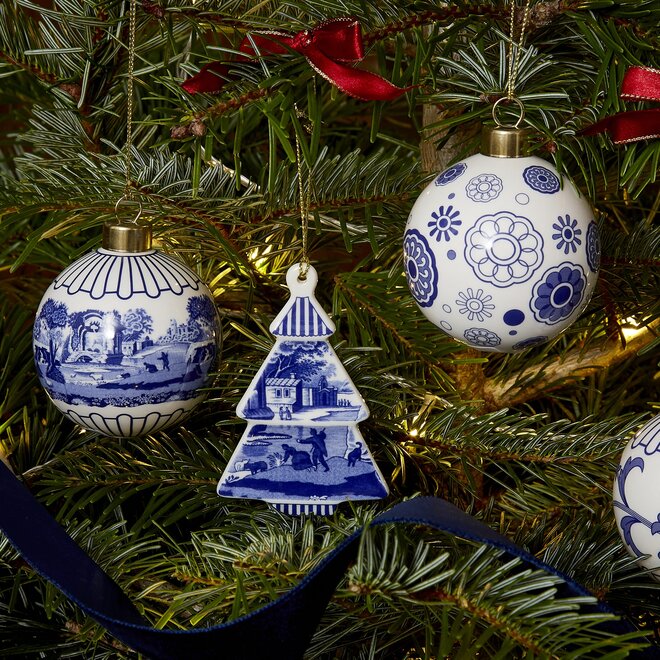 Blue Italian Christmas Scenic Bauble