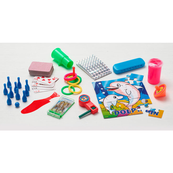 Green Forest Christmas Crackers (Box of 10)