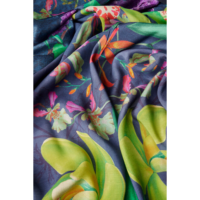 Exotic Evening Kimono Gown (Ink)