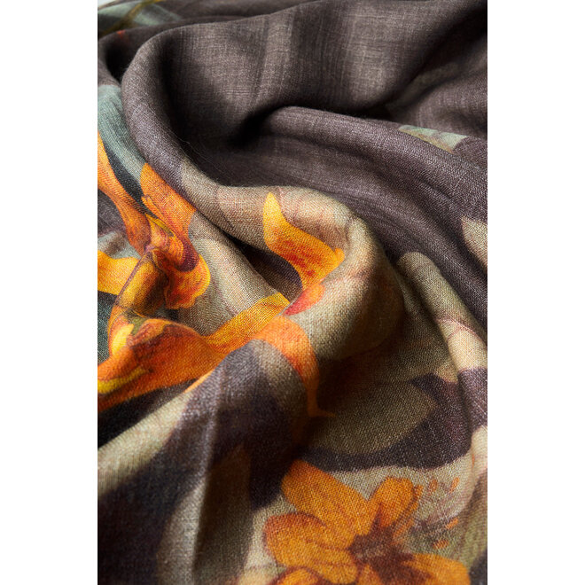 Wool Wraparound Botany Bliss (Charcoal)