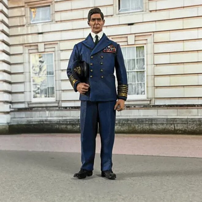 British King George VI in Wartime Uniform, 1939–1945 Figurine