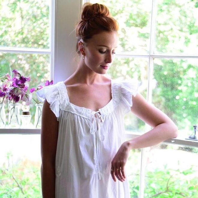 Margo Capped Sleeve White Rose Nightgown
