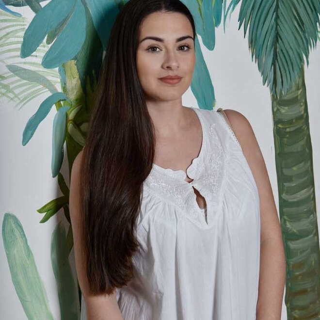 Emily V-Neck Sleeveless Single Button Nightgown