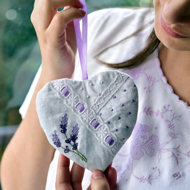 Embroidered Ribboned Lavender Heart 11.5cm