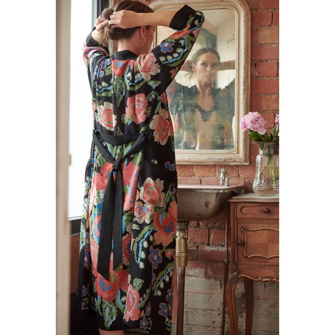 Woven Flower Black Crepe Robe Gown