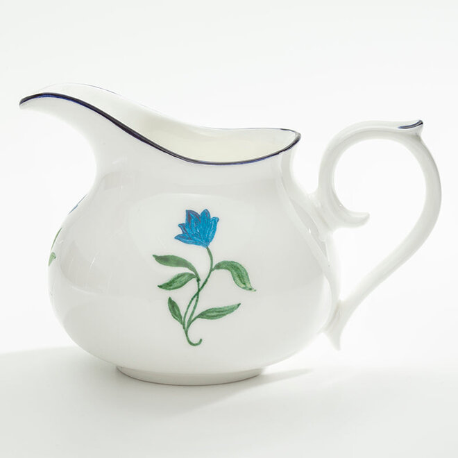 Nina Campbell Marguerite Blue Creamer