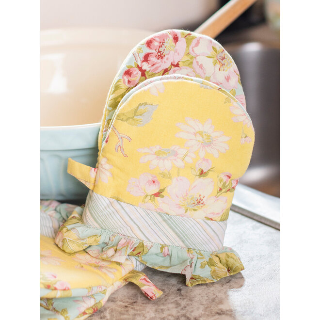 Apple Blossom Patchwork Mini Mitt (Set of 2)