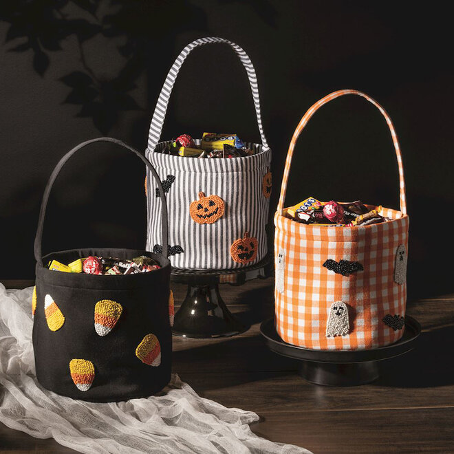Pumpkin Beaded Halloween Bucket