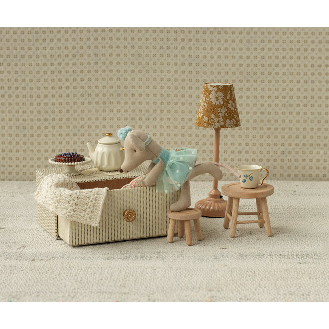 Dance Mouse in Daybed, Little Sister