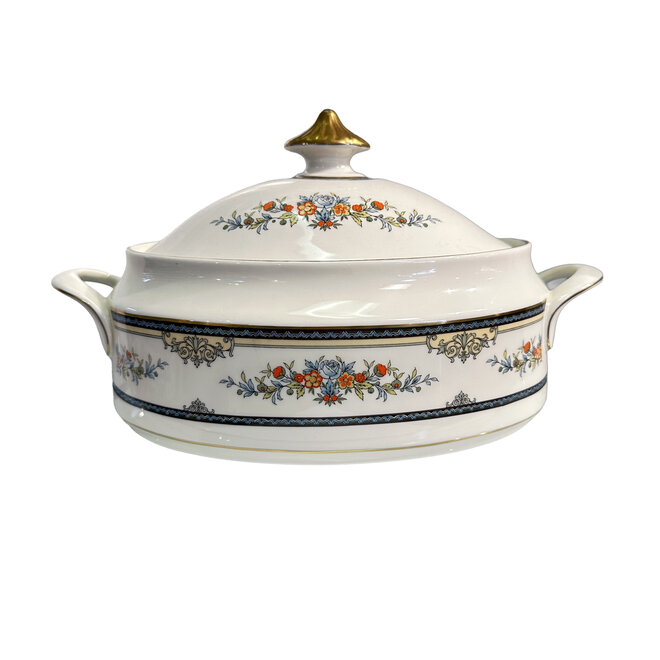Minton Stanwood 9.5" Oval Covered Veg Bowl