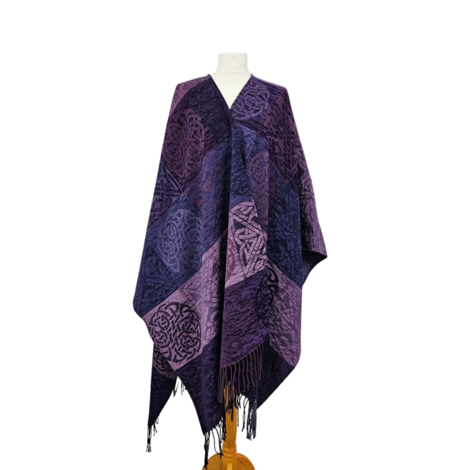 Calzeat of Scotland Celtic Knot Heather Ruana