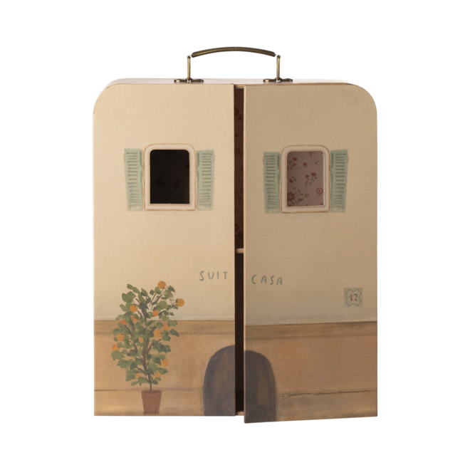SuitCasa Mouse House