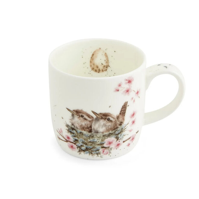 'Feather Your Nest' Wren Small Mug