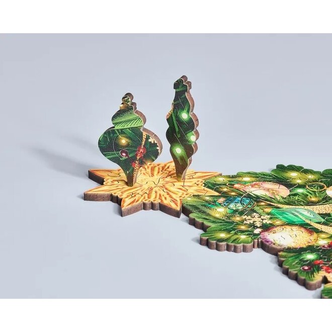 Tree-ditional Golden Christmas 450-Piece Puzzle