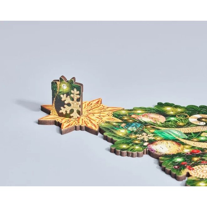 Tree-ditional Golden Christmas 450-Piece Puzzle