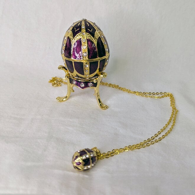 Kingspoint Designs Happiness Egg