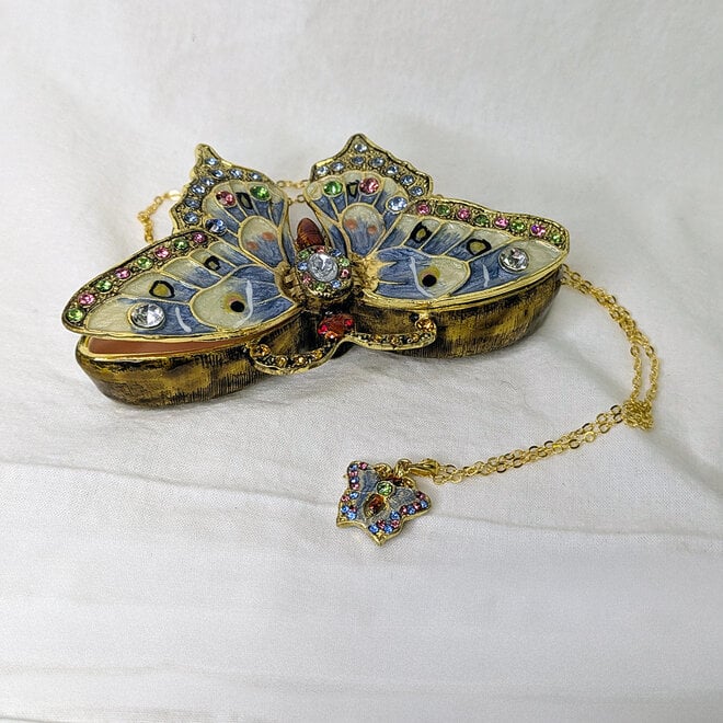 Kingspoint Designs Beautiful Butterfly