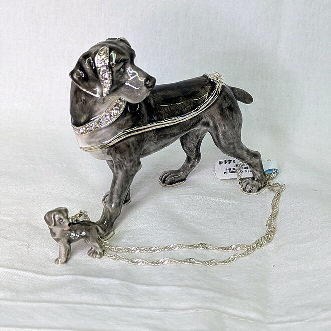 Kingspoint Designs Fritz the Weimaraner