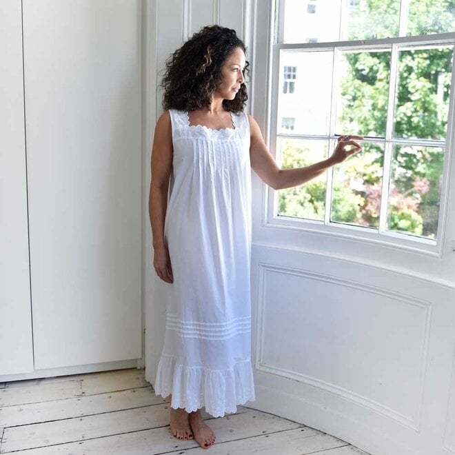 Eva Sleeveless Square Neck Nightgown