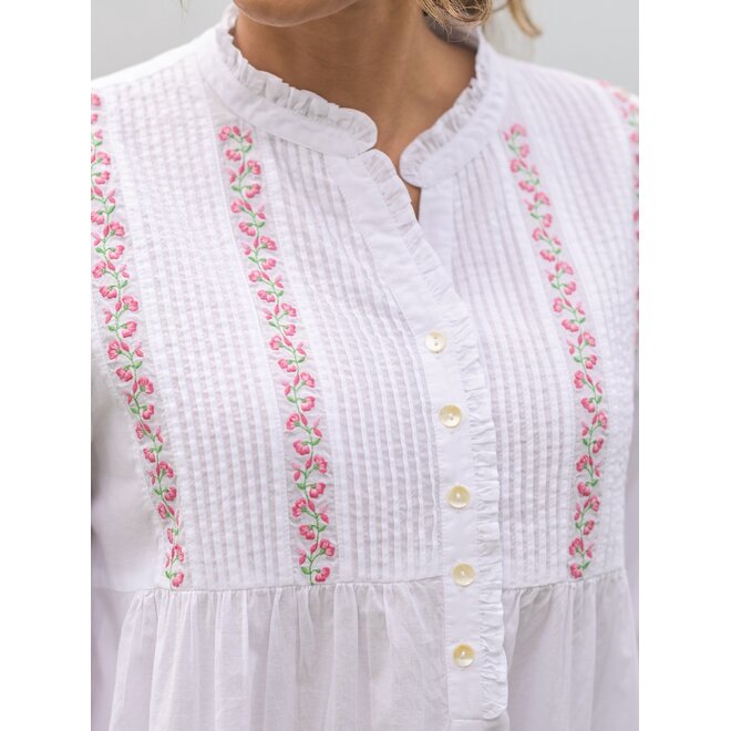 Trellis Cloud White Nighty