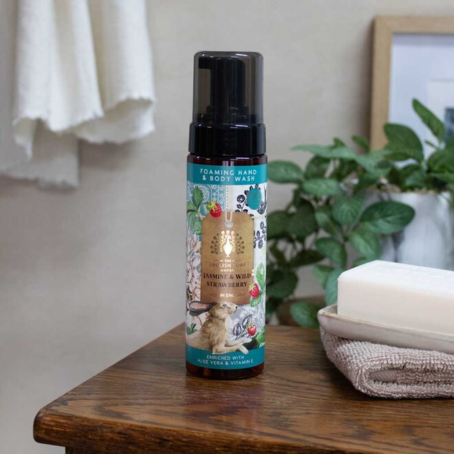 Anniversary Jasmine & Wild Strawberry Foaming Soap
