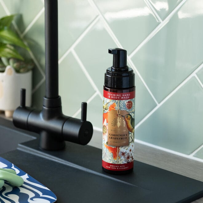 Anniversary Gardener's Grapefruit Foaming Hand & Body Soap