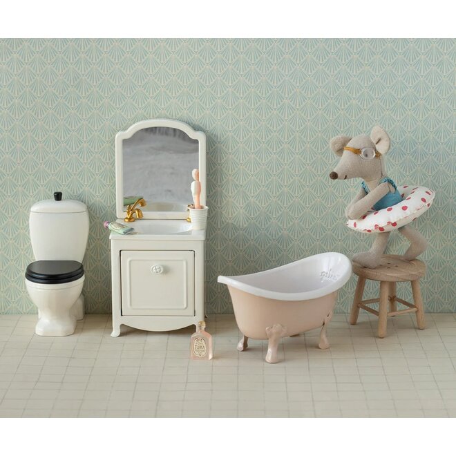 Beach Mouse With Float, Little Sister - Red Dots