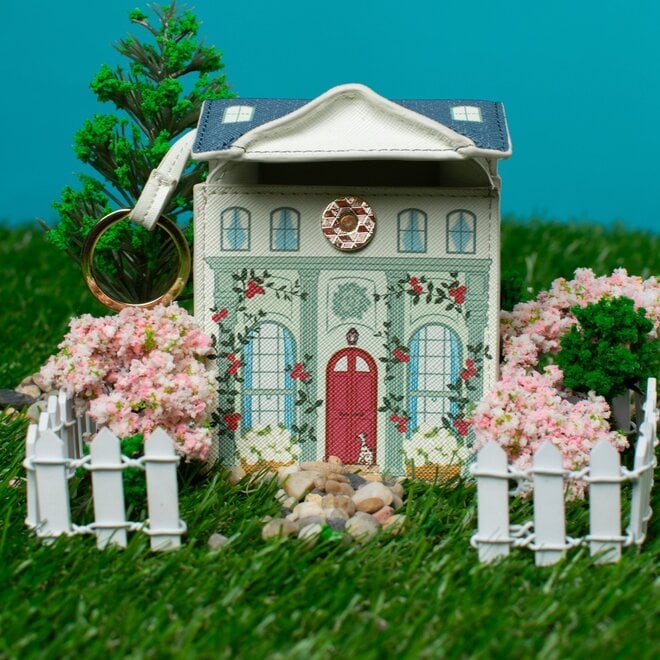 Vendula Village House Coin Purse No.15
