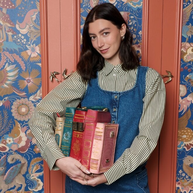 Vendula Bookshelf Boulevard Book Stack Bag
