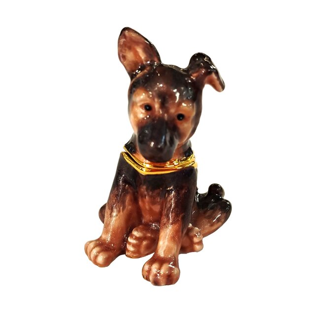 Kingspoint Designs Loyal German Shepherd