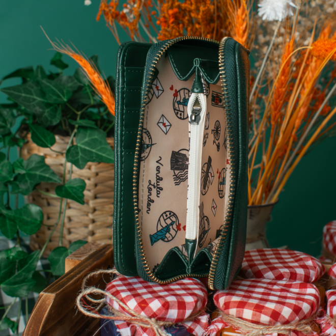 Farmhouse Pantry Medium Ziparound Wallet