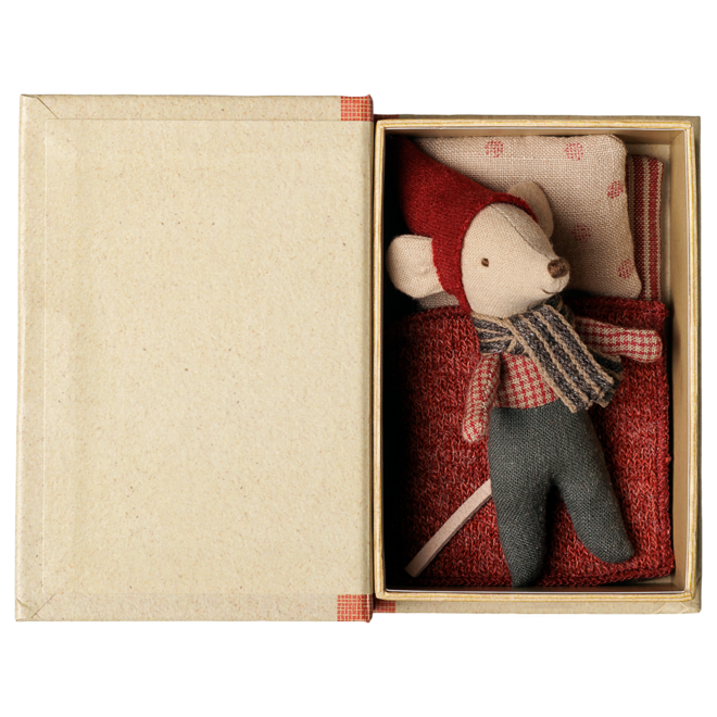 Christmas Mouse, Baby in Book