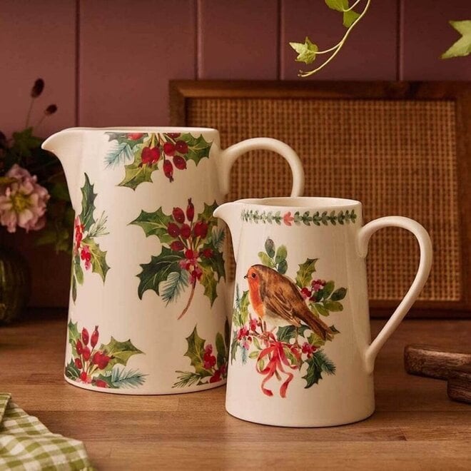 Botanic Garden Christmas Holly 1.5 Pint Bella Jug