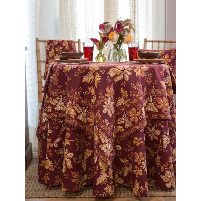 Adirondack Round Tablecloth Wine - 88"