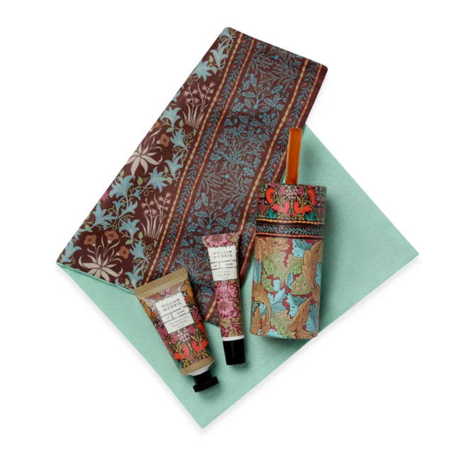 William Morris at Home Oak & Willow Fabric Cracker