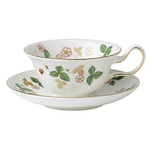 Wedgwood Wedgwood Wild Strawberry Teacup and Saucer Wedgwood Wedgwood Wild Strawberry Teacup and Saucer