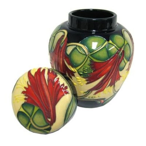 Moorcroft Pottery Moorcroft Trumpet Honeysuckle Ginger Jar769/6 Moorcroft Pottery Moorcroft Trumpet Honeysuckle Ginger Jar769/6