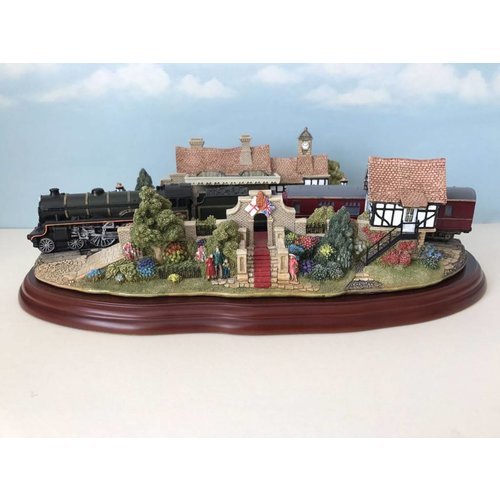 Lilliput Lane Lilliput Lane The Royal Train At Sandringham Ltd Ed Lilliput Lane Lilliput Lane The Royal Train At Sandringham Ltd Ed