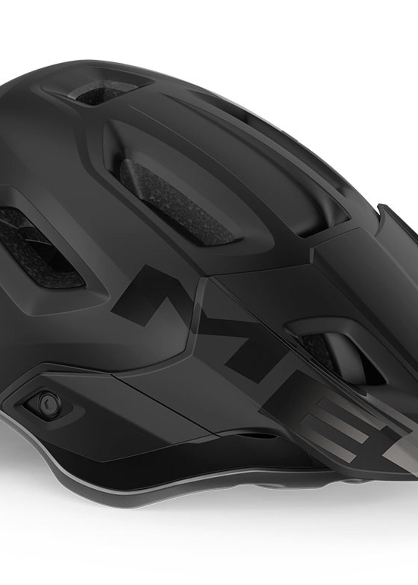 MET Roam Mips  helmet