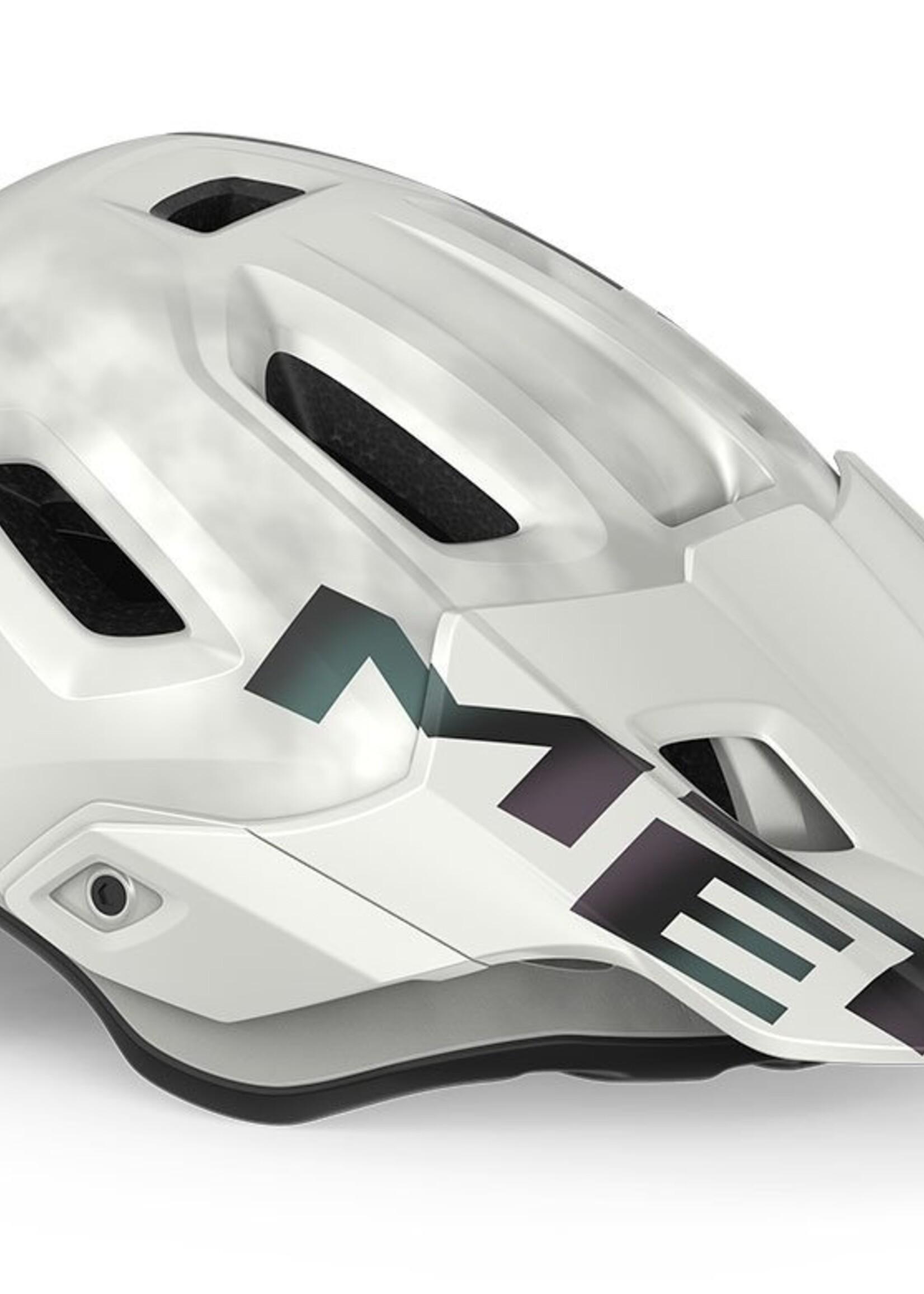 MET Roam Mips  helmet