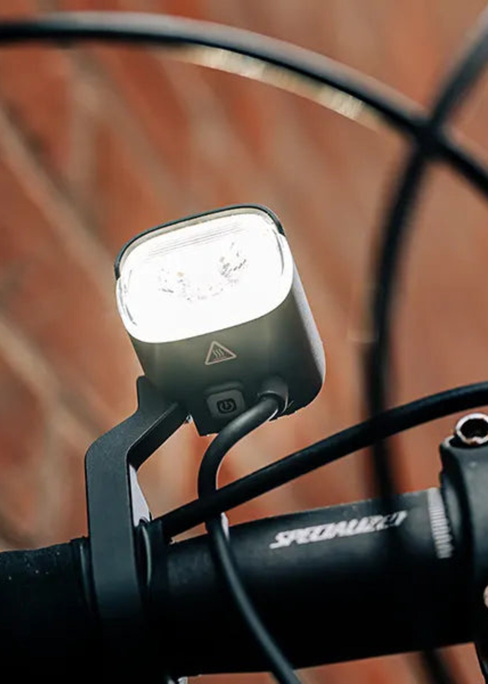 Lumière avant Magicshine ME-1000 pour vélo électrique seulement