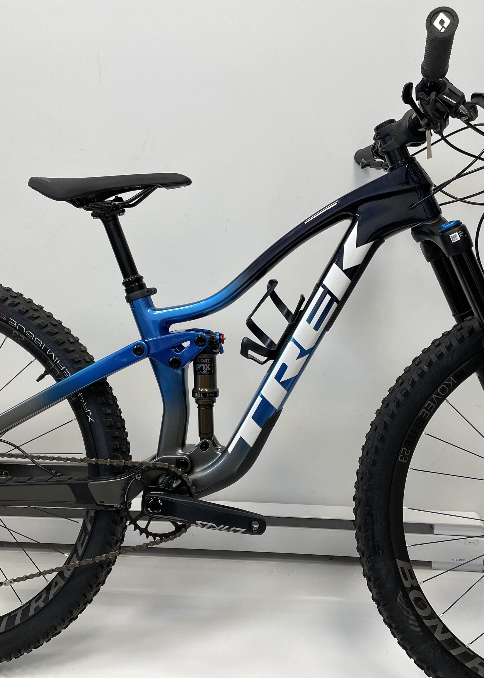 TREK 2022 Trek Top Fuel 29 Alu - montage maison (Marzocchi Z2, Magura MT, Sram NX eagle) bleu fonce -Small