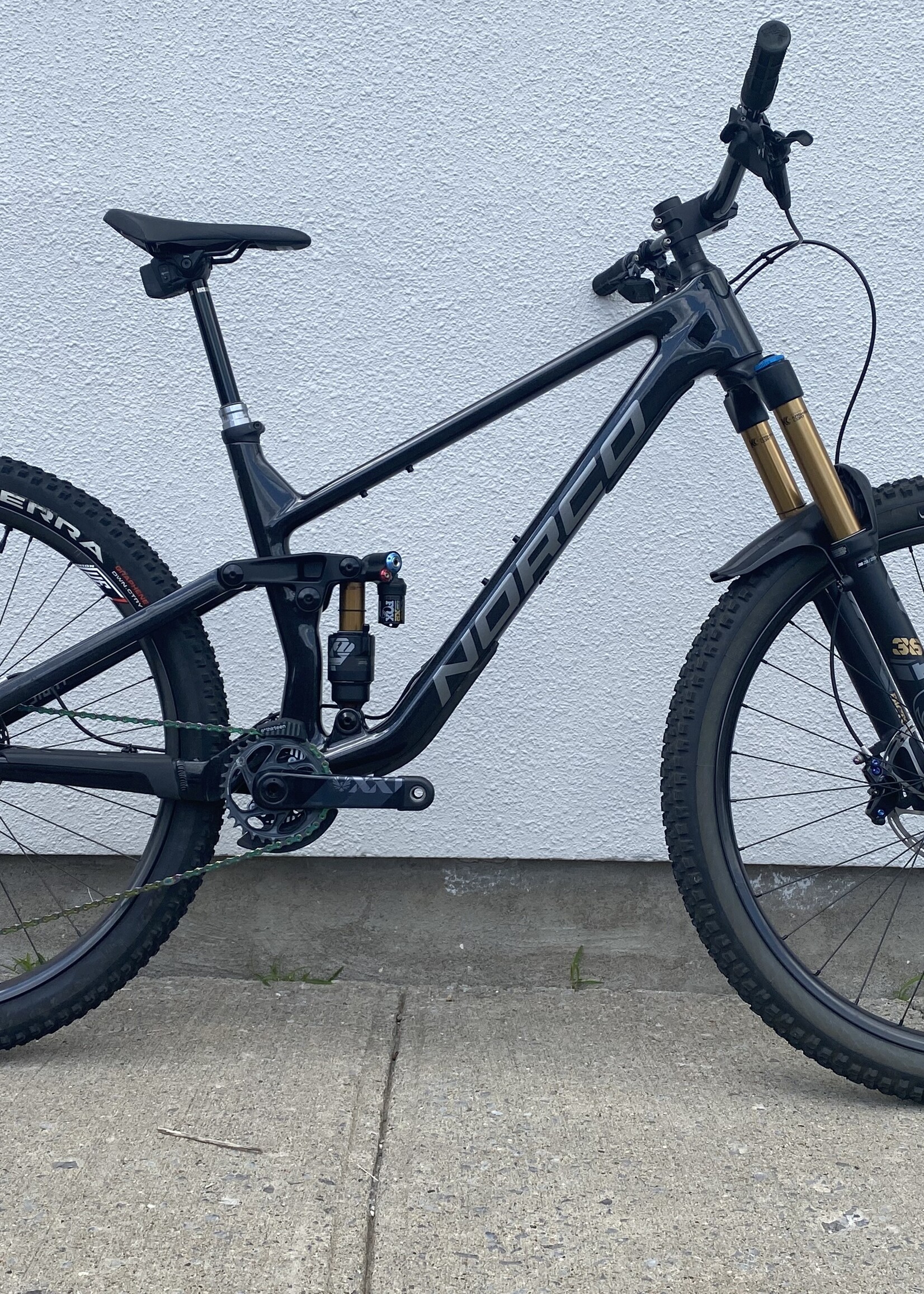 Demo 2021 Norco Sight Carbon 29 - custom built ( XX1 AXS / Fox factory / WeAreOne ) - Large ( 29 wheels ) -  Black and Silver